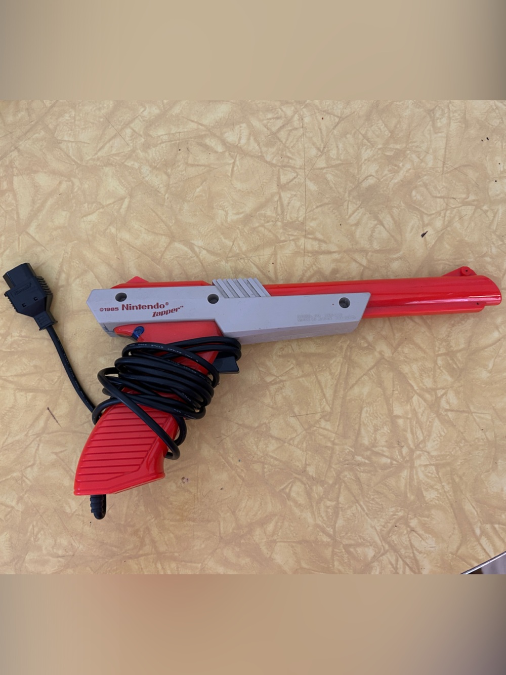 Nintendo NES Zapper Duck Hunt Gun Controller